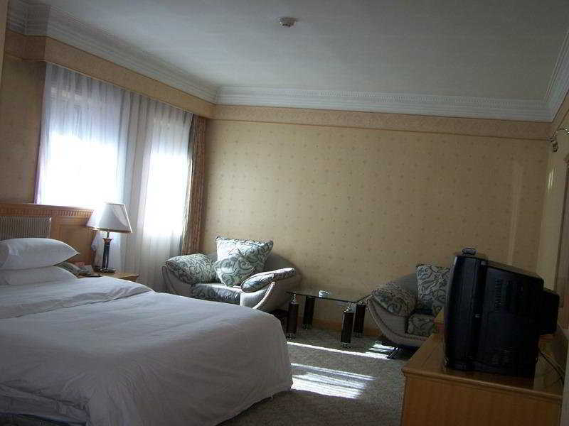 Modern Hotel Harbin Exterior photo